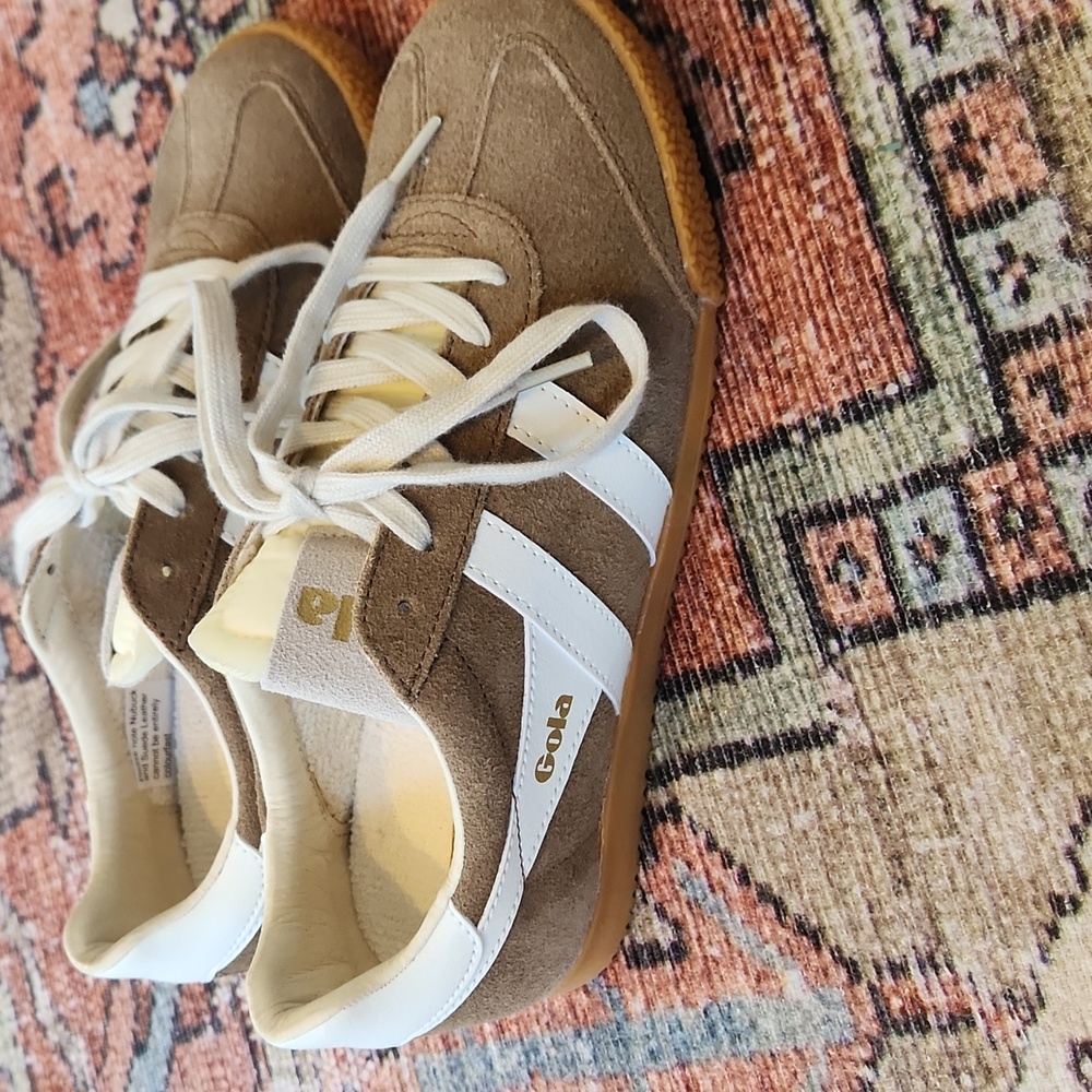 Brand New Gola Taupe Suede Sneaker SZ 6.5